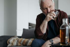 Retirement May Lead to a Deterioration in Mental Health, and Alcohol Use May Worsen the Issue, Says New Study